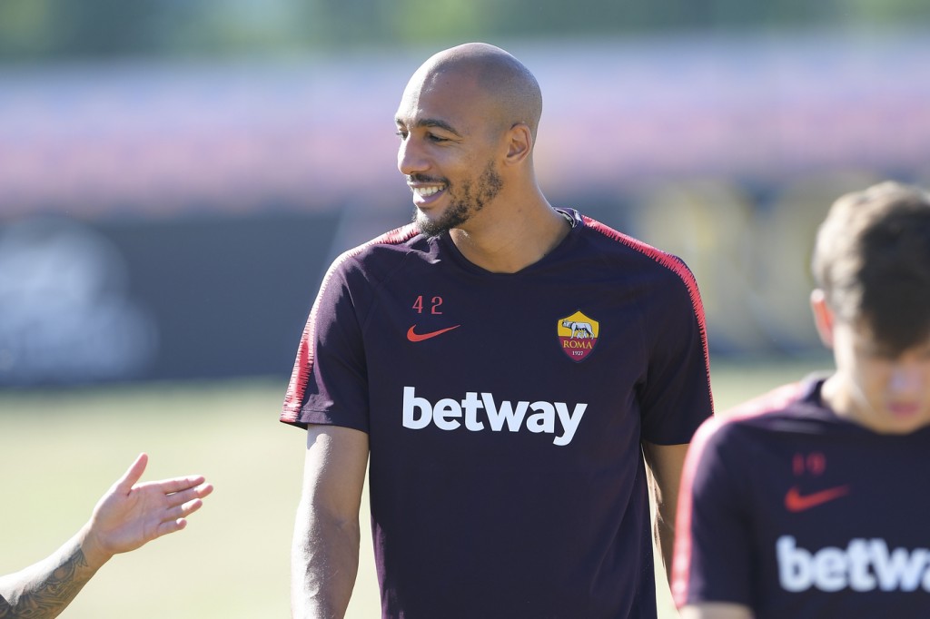 Nzonzi AS Roma - Allenamento pomeridiano