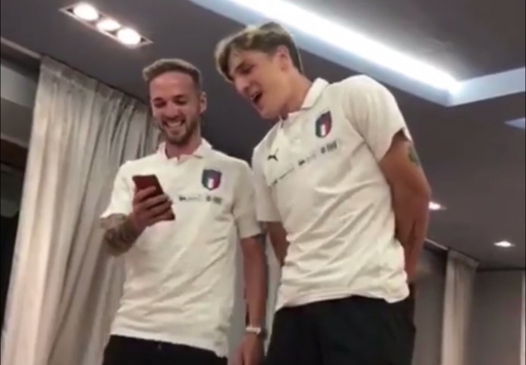 zaniolo lazzari nazionale canzone