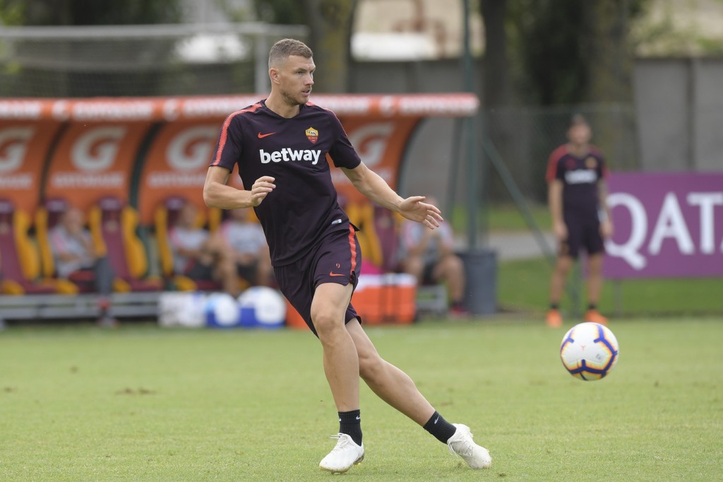 Dzeko Trigoria, sessione di allenamento dell'AS Roma