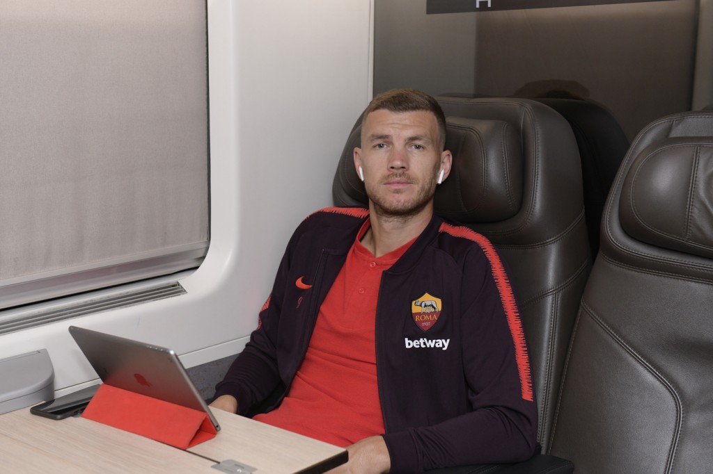 Dzeko L'AS Roma in viaggio verso Firenze