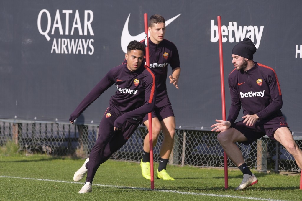 As Roma_Allenamento_Trigoria_Kluivert_Santon