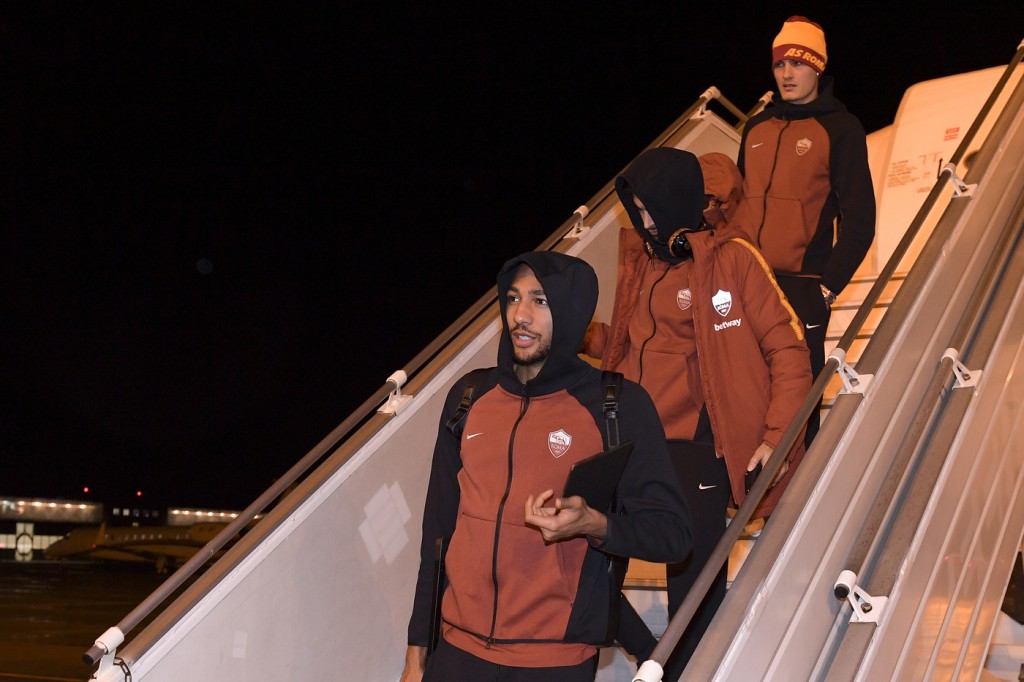 arrivo_roma_aeroporto_praga_champions_nzonzi_schick