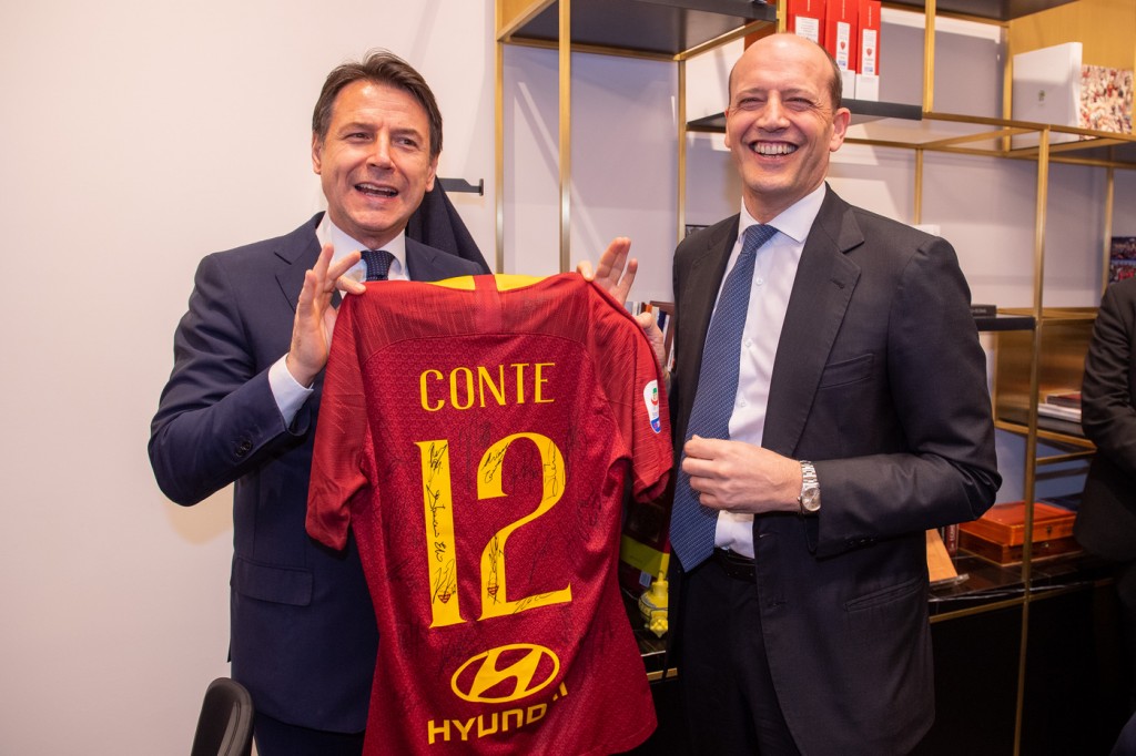 giuseppe conte baldissoni maglia AS Roma, presentazione nuova sede EUR