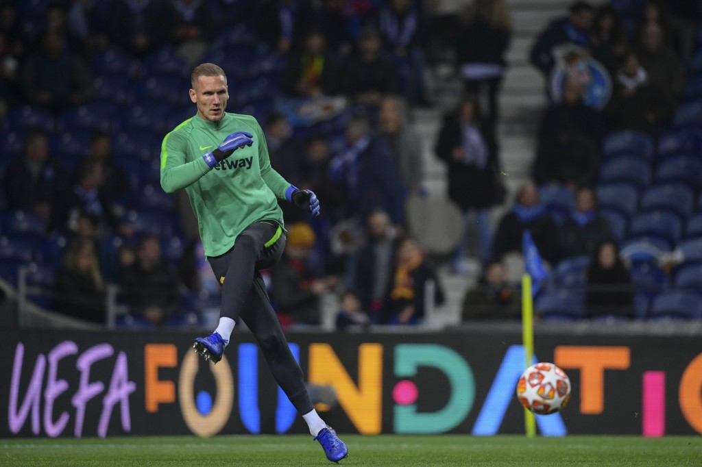 Olsen Porto vs Roma - Uefa Champions League