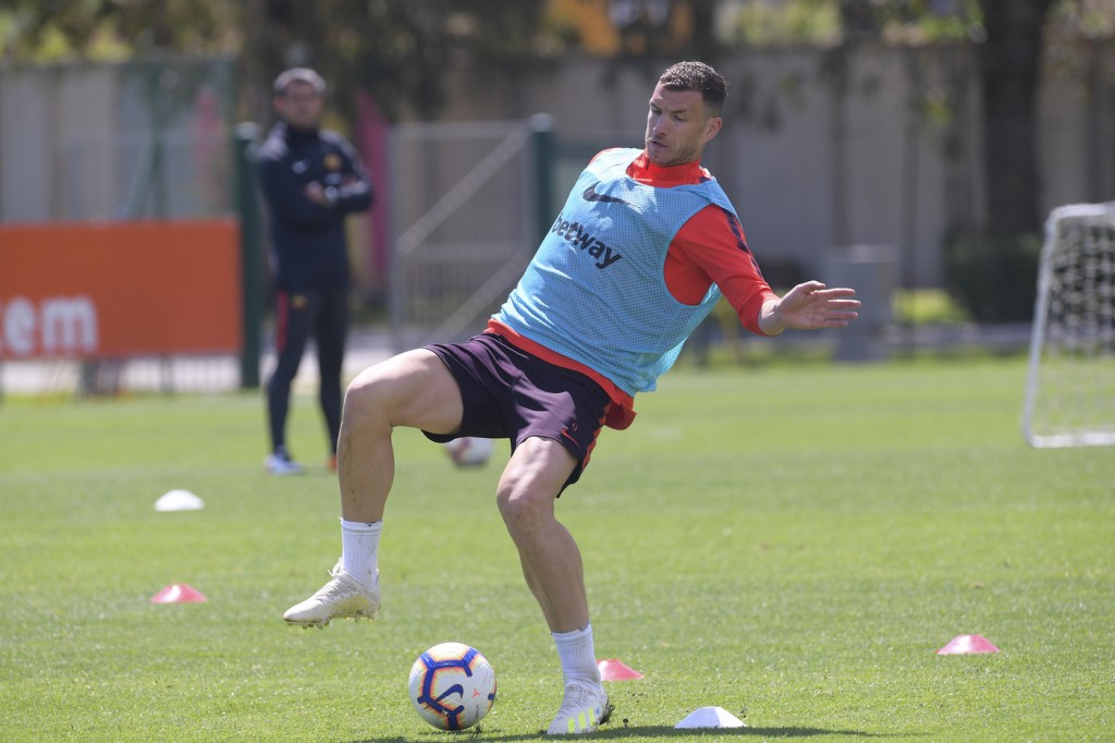 Dzeko Trigoria Allenamento 24