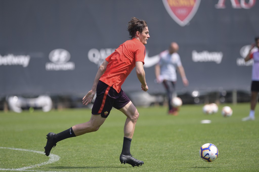 Roma_allenamento_Trigoria_Schick