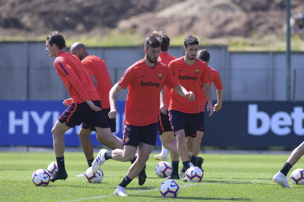 Roma_allenamento_Trigoria_Cristante