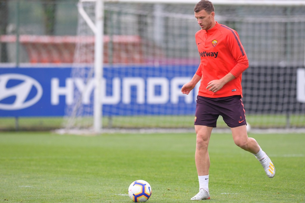 dzeko AS Roma, allenamento a Trigoria