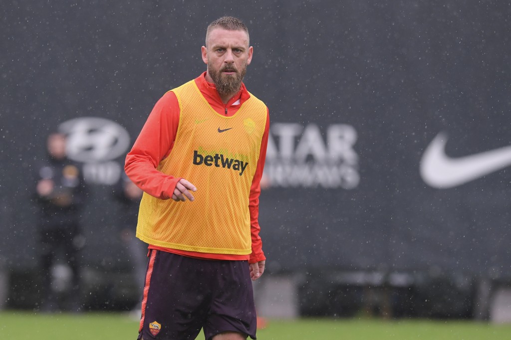 de rossi AS Roma, allenamento pomeridiano a Trigoria