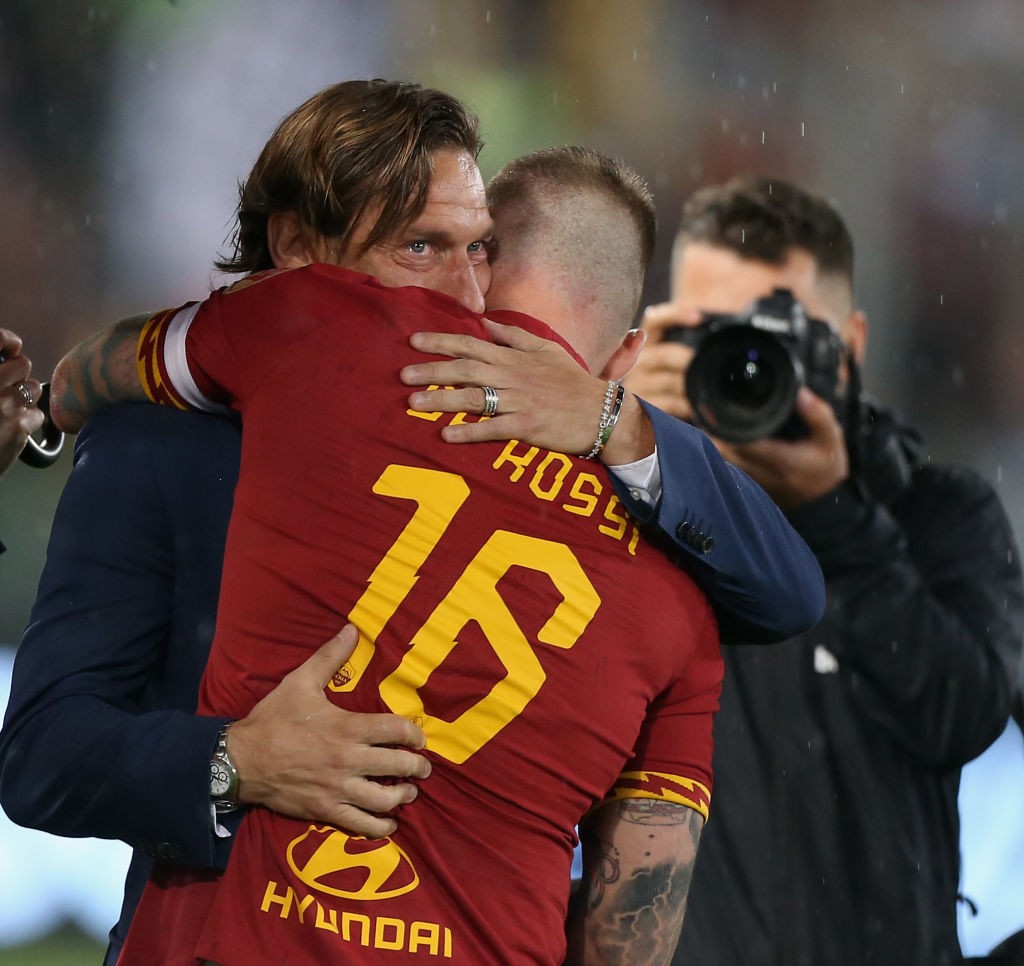 AS Roma v Parma Calcio - Serie A abbraccio totti de rossi
