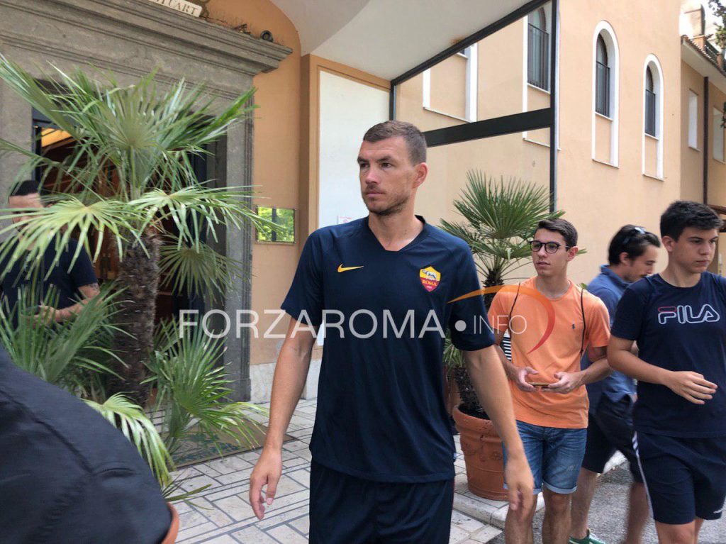 dzeko-villa-stuart