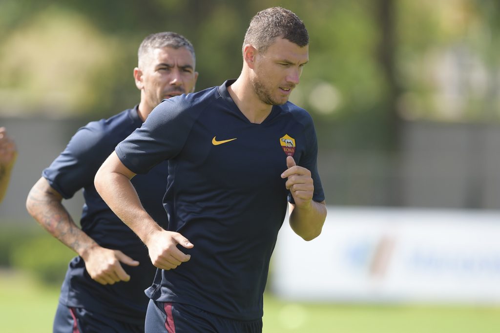 dzeko kolarov AS Roma, seduta di allenamento mattuttina al Centro sportivo di Trigoria
