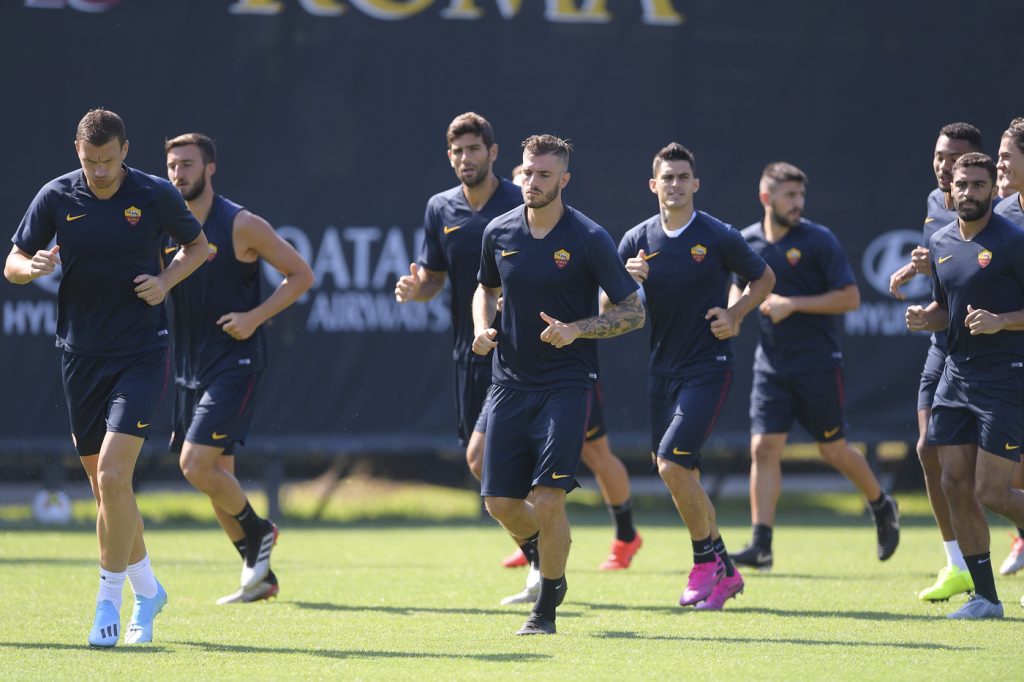 AS Roma, seduta di allenamento mattuttina al Centro sportivo di TrigoriaAS Roma, seduta di allenamento mattuttina al Centro sportivo di Trigoria