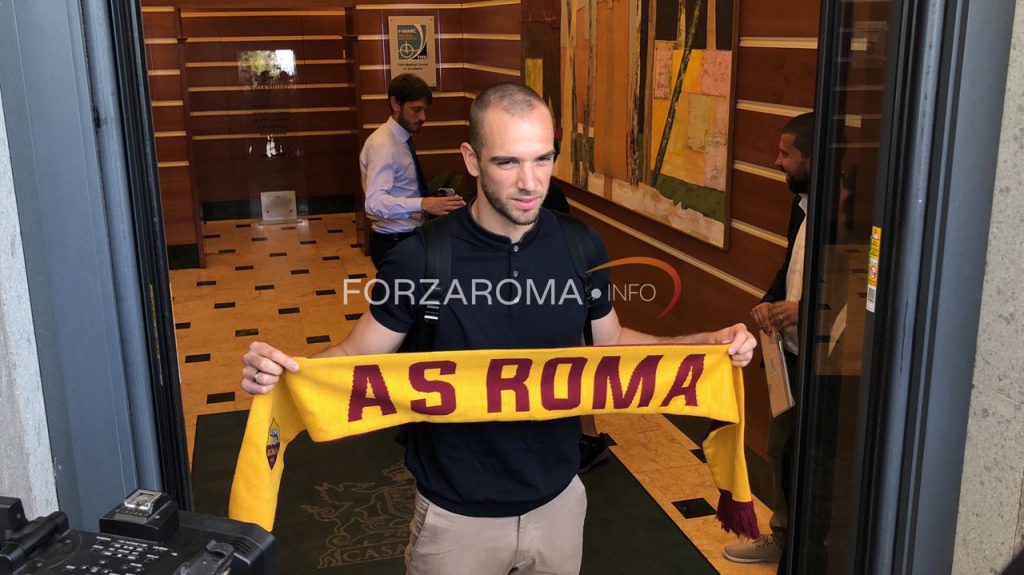 pau-lopez-villa-stuart