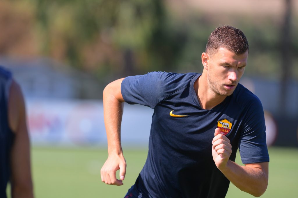 As Roma_allenamento_Trigoria_Dzeko