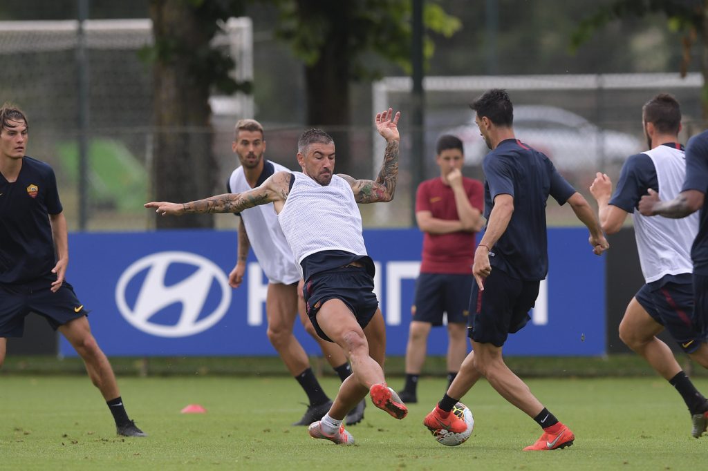 kolarov allenamento-trigoria-10030542_small