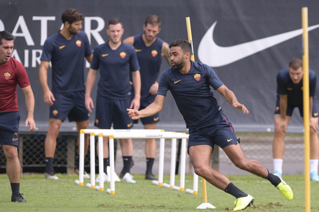 AS Roma, allenamento a Trigoria Defrel