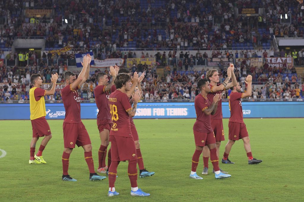 roma-real-madrid-12 applausi squadra curva tifosi