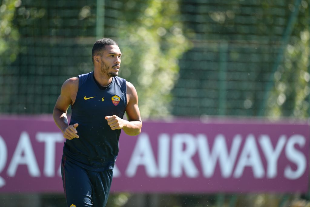 AS Roma, allenamento a Trigoria Jesus