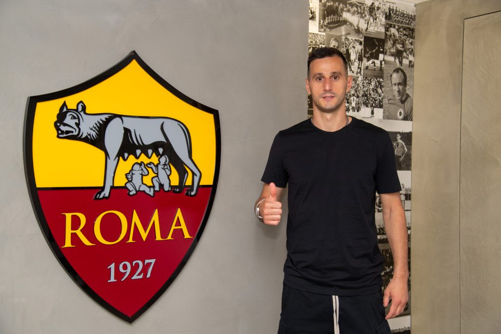 AS Roma, Nikola Kalinic visita il centro sportivo Fulvio Bernardini