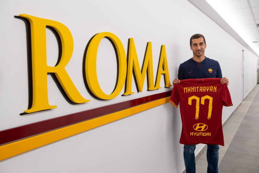 AS Roma, Henrikh Mkhitaryan visita il centro sportivo Fulvio Bernardini