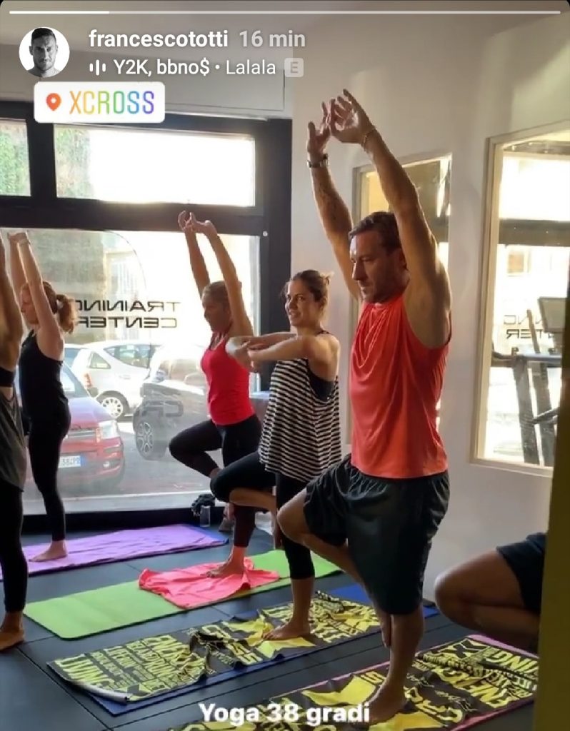 yoga_totti