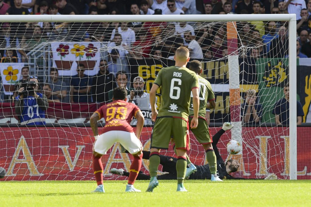 joao pedro rigore pau lopez AS Roma vs Cagliari   - Serie A TIM 2019/2020