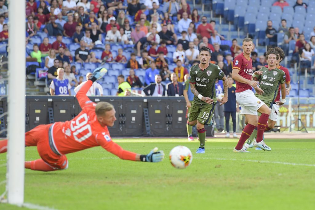 dzeko olsen AS Roma vs Cagliari   - Serie A TIM 2019/2020