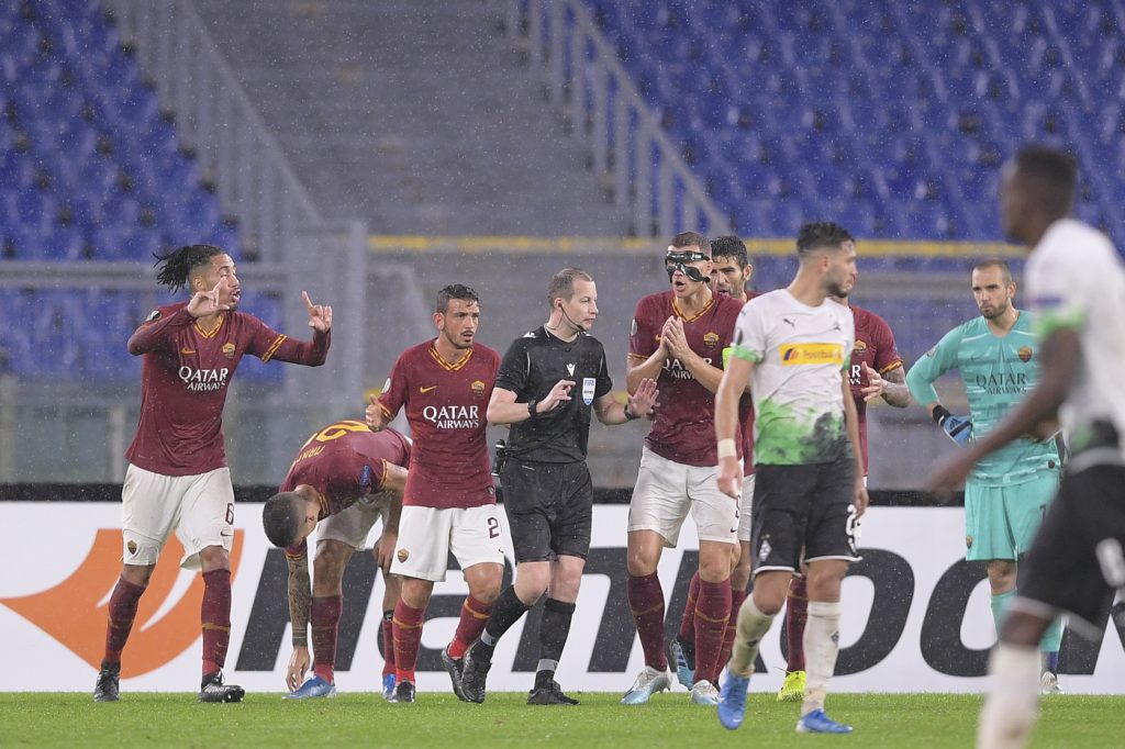 dzeko collum smalling AS Roma vs Borussia Monchengladbach - Europa League 2019/2020