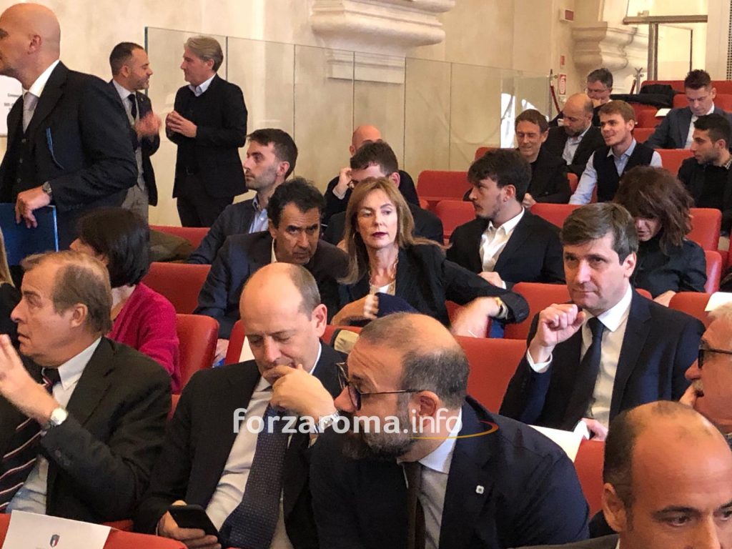 whatsapp-image-2019-12-05-at-11-12-57