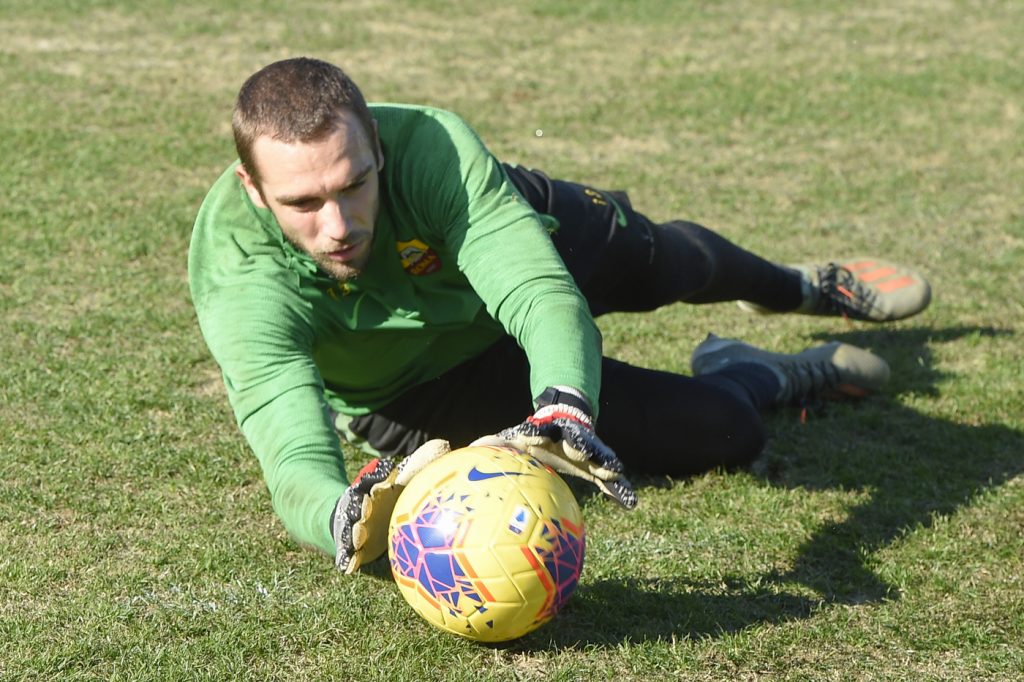 Pau Lopez AS Roma, allenamento a Trigoria