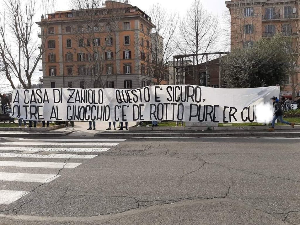striscione-zaniolo