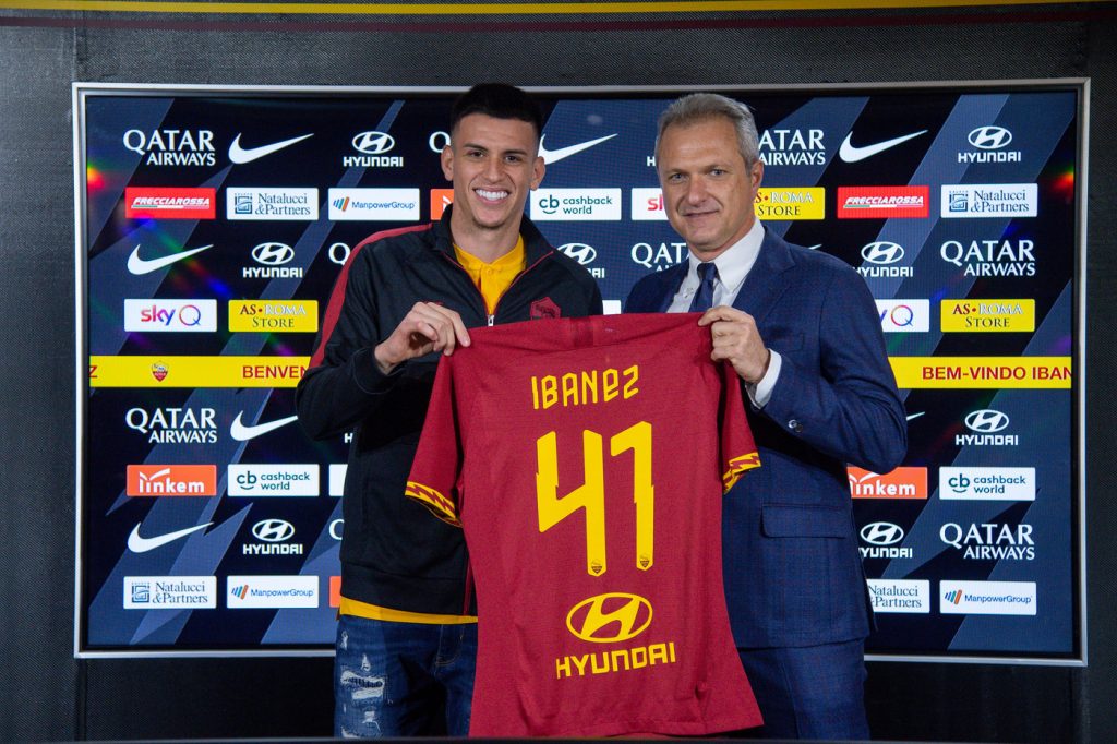 Roger Ibanez è un nuovo giocatore dell' AS RomaSerie A, Roger Ibanez è un nuovo giocatore dell' AS Roma