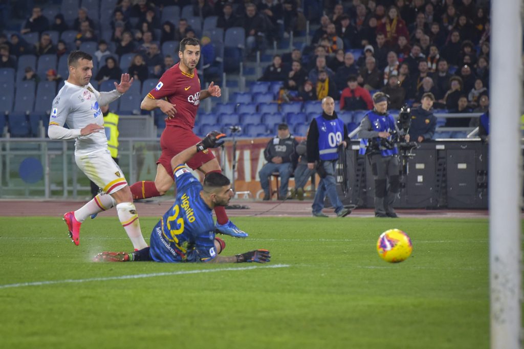 Roma vs Lecce Mkhitaryan
