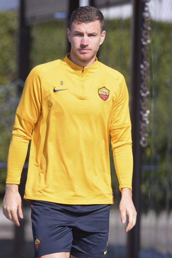 AS Roma, sessione di allenamento a TrigoriaAS Roma, sessione di allenamento a Trigoria Dzeko