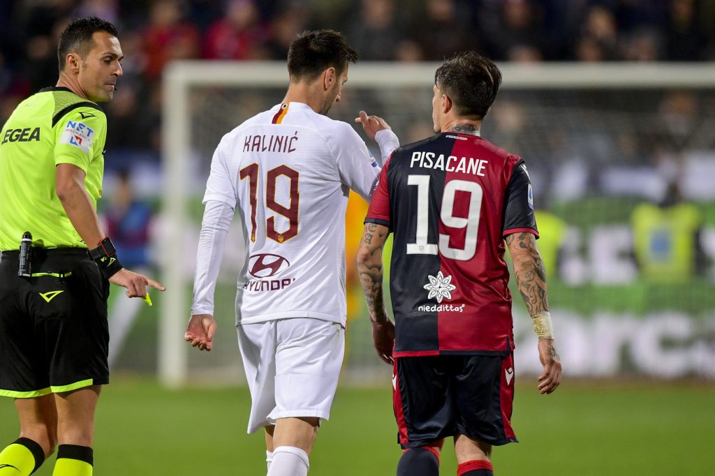 Kalinic Pisacane Cagliari vs Roma - Serie A TIM 2019/2020
