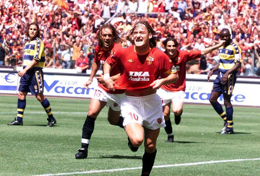 Francesco Totti esulta Roma-Parma 2001 scudetto As Roma