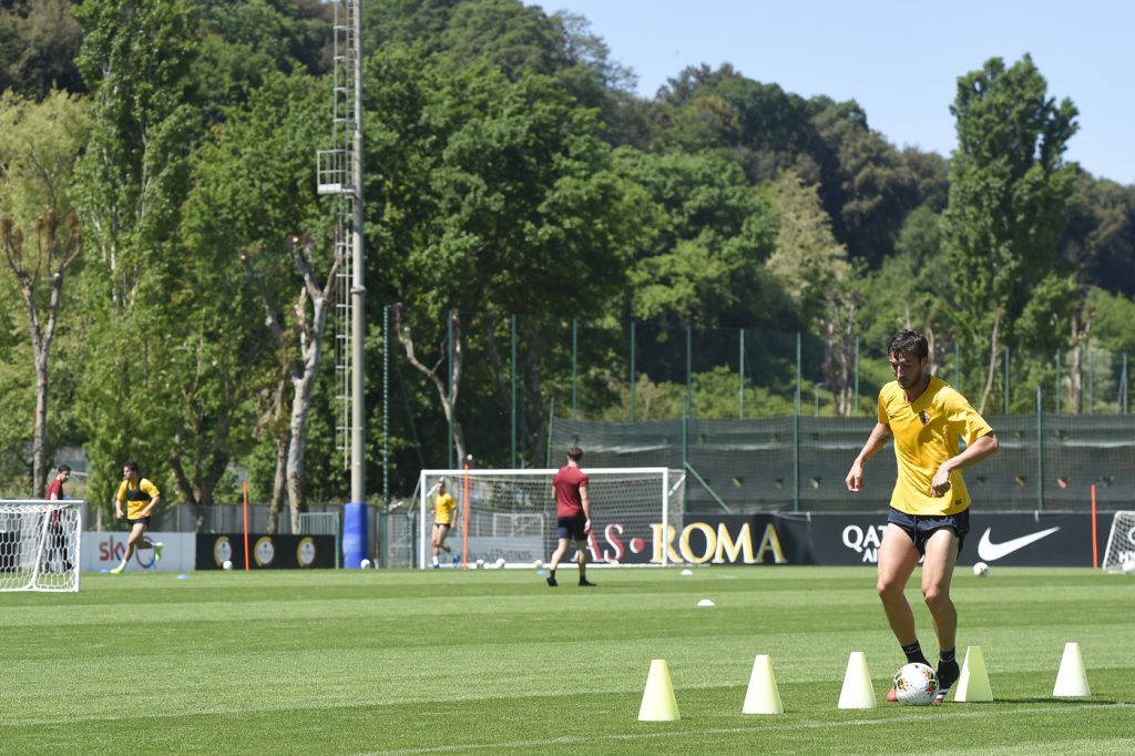 Cristante Serie A, primo giorno di allenamenti individuali per l'AS Roma a Trigoria