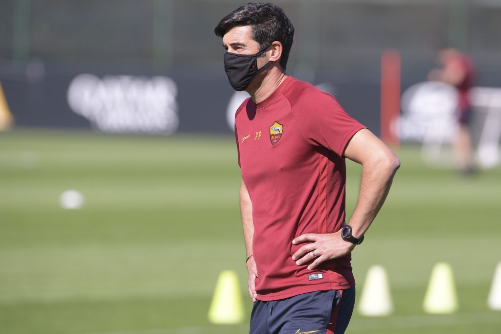 Fonseca mascherina Serie A, primo giorno di allenamenti individuali per l'AS Roma a Trigoria