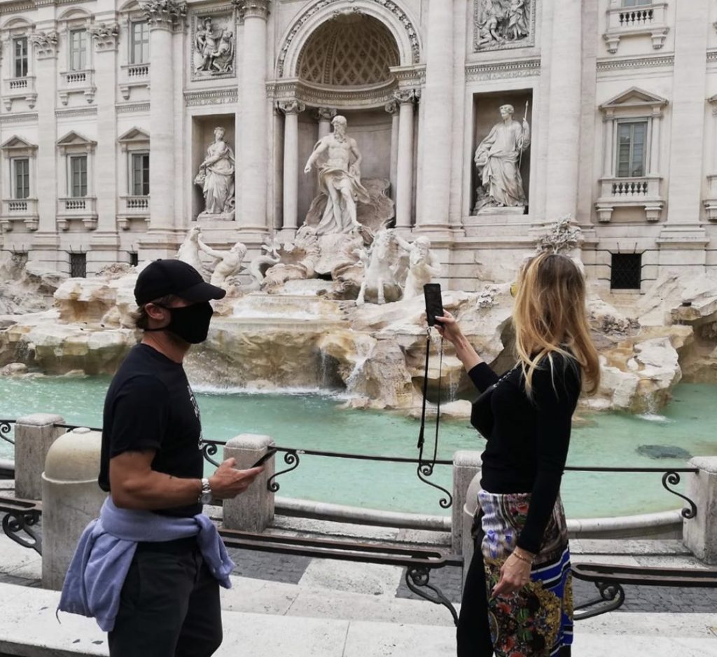 Francesco Totti e Ilary Blasi Roma Fontana di Trevi