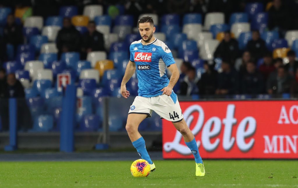 Manolas