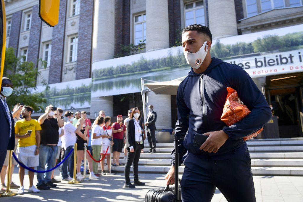 kluivert Europa League, i giallorossi si recano allo stadio MSV Arena di Duisburg per Siviglia vs AS Roma
