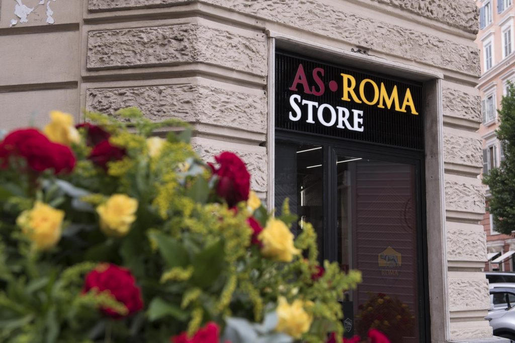 roma store via ottaviano