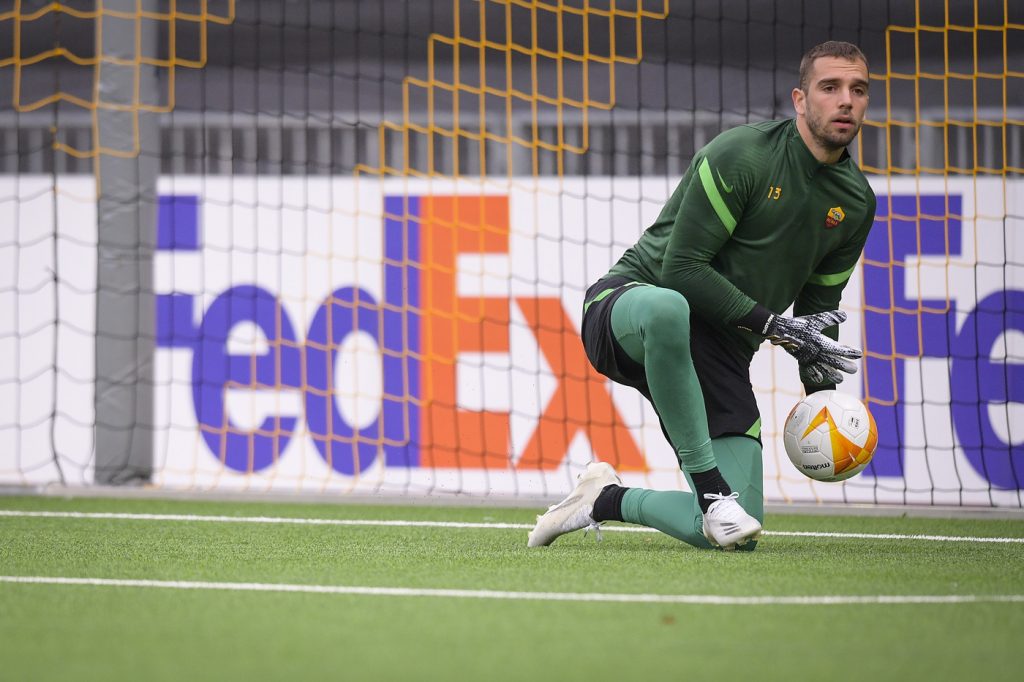 pau lopez AS Roma, allenamento di rifiniura a Berna alla vigilia del match di Europa League