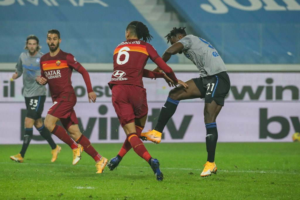 zapata smalling Atalanta vs Roma - Serie A TIM 2020/2021