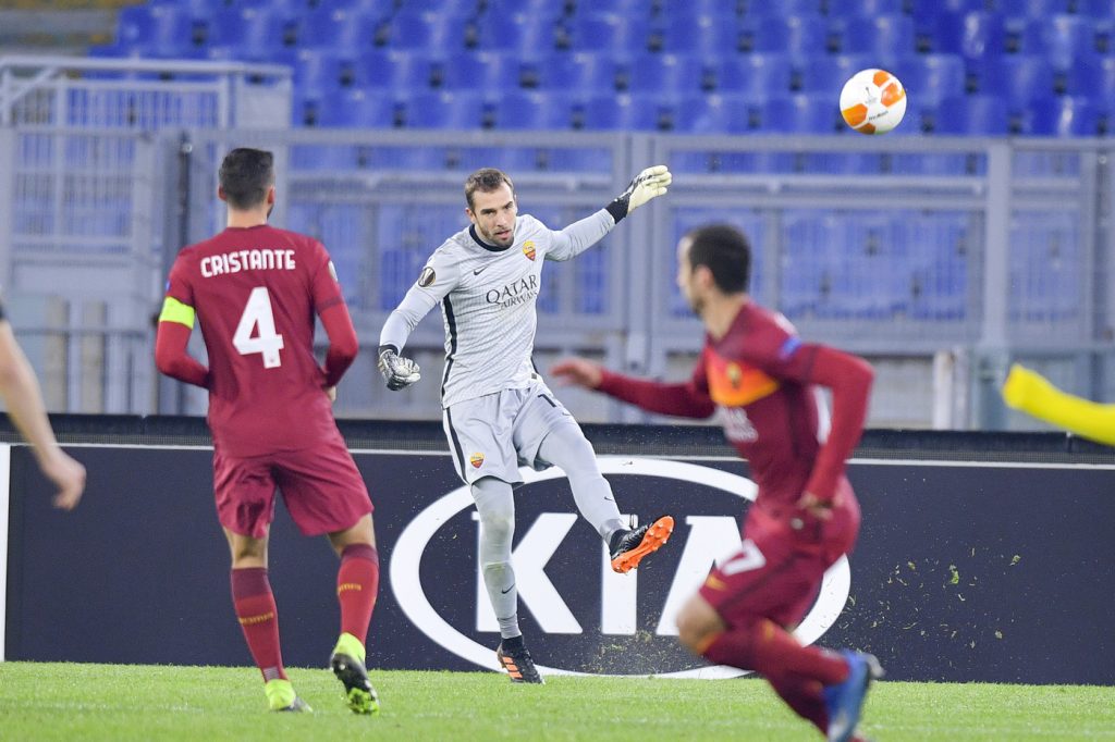pau lopez roma young boys