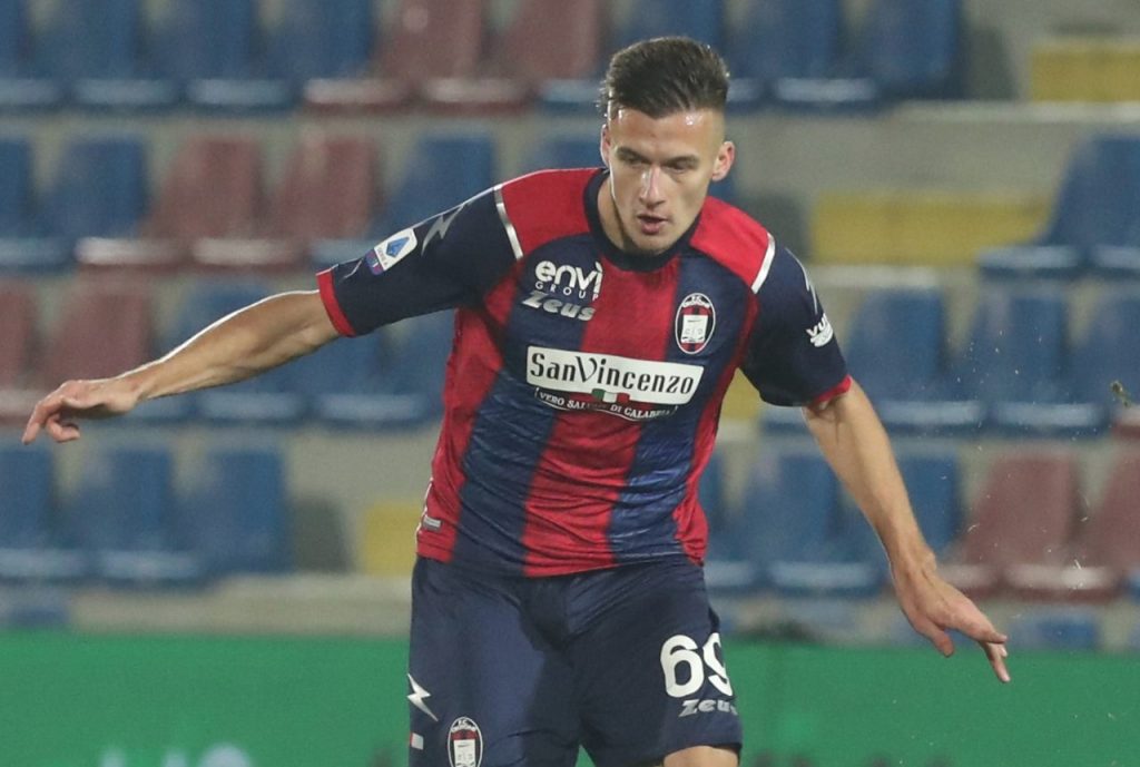 reca-crotone-roma-serie-a-tim