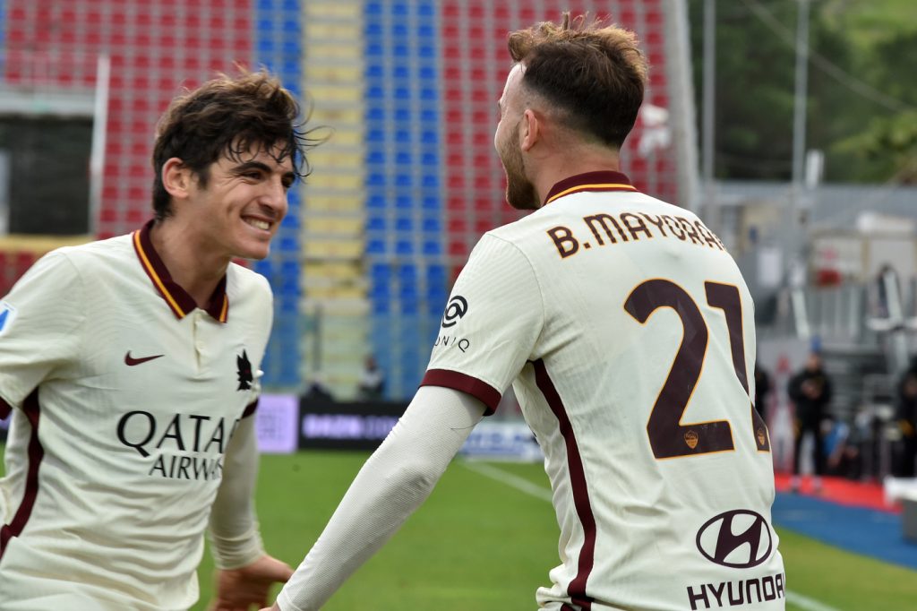 Crotone vs Roma - Serie A TIM 2020/2021 Mayoral Villar