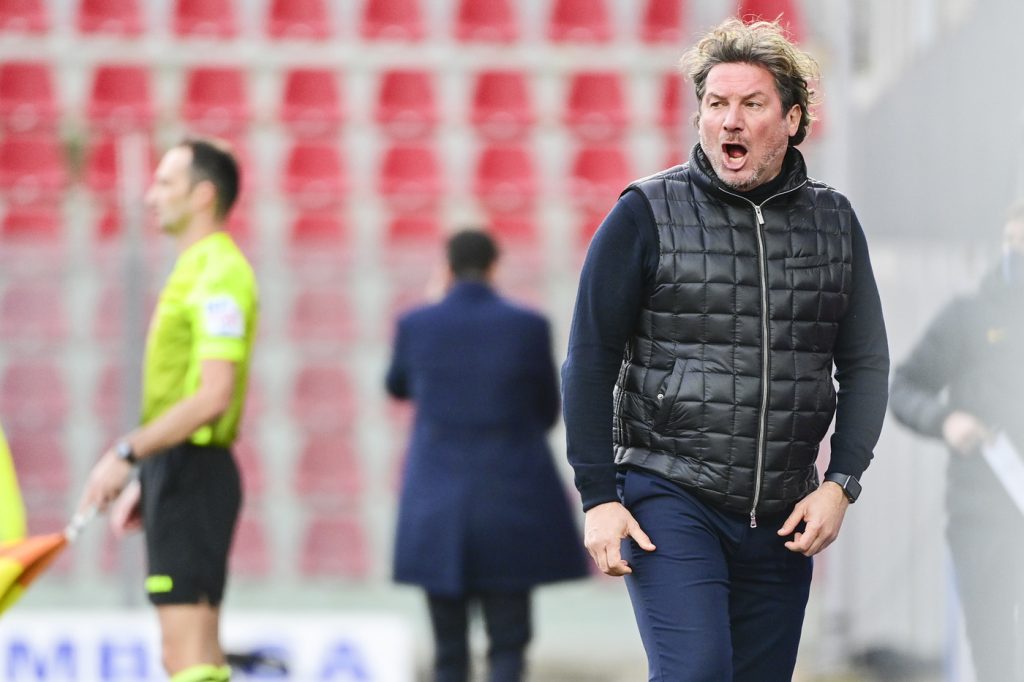 Crotone vs Roma - Serie A TIM 2020/2021 Stroppa