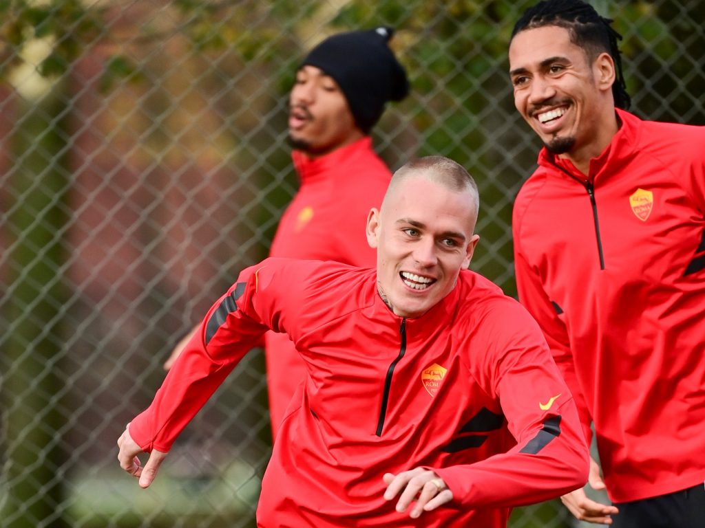 Karsdorp Smalling AS Roma, primo allenamento del 2021 a Trigoria